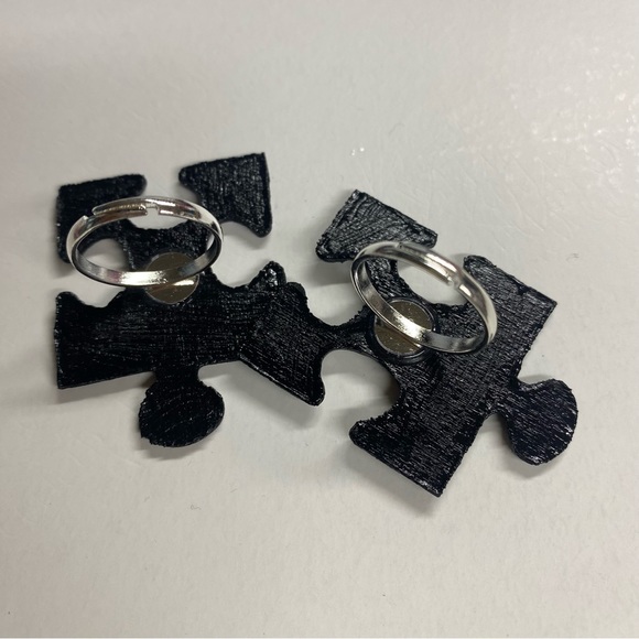 Bundle, Two (2) Rings Jigsaw Saw Horror Movie Franchise - Picture 7 of 7